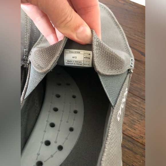 *NEW* Crocs Men’s 13 Walu Syn Slate Gray Slip-On Canvas Loafers main image 8
